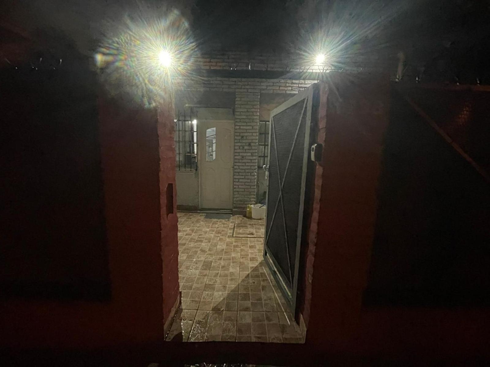 Apartamento Nuestro lugar en Ezeiza 2 a 15 minutos del aeropuerto Exterior foto